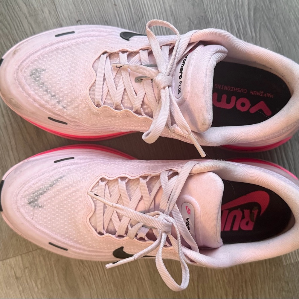 Nike Women's Vomero plus Light Pink Athletic Shoes